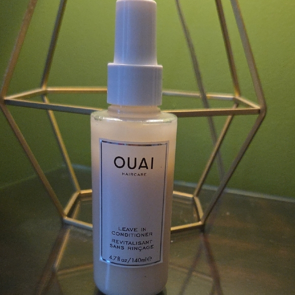 OUAI Haircare Leave-In Conditioner in Cream Bottle - Picture 1 of 2